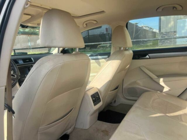 Черный Фольксваген Пассат, объемом двигателя 2 л и пробегом 86 тыс. км за 3500 $, фото 10 на Automoto.ua