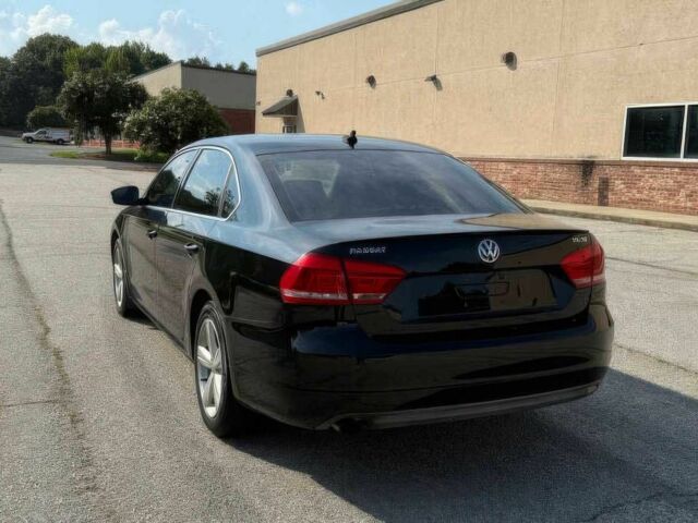 Черный Фольксваген Пассат, объемом двигателя 1.8 л и пробегом 85 тыс. км за 2000 $, фото 4 на Automoto.ua