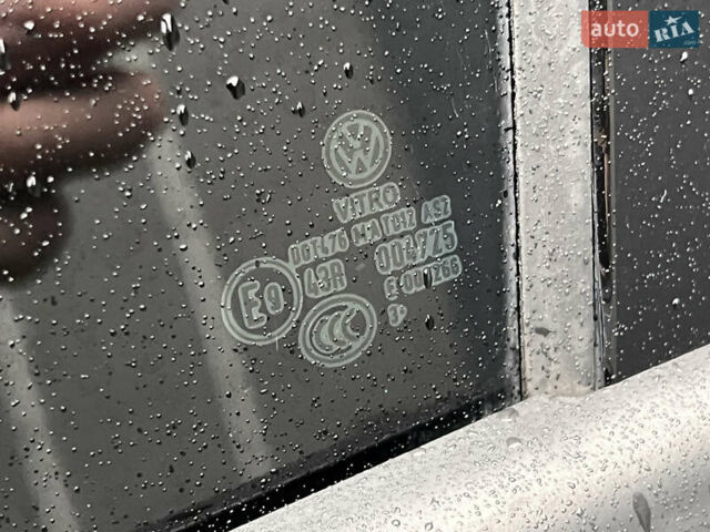 Чорний Фольксваген Пассат, об'ємом двигуна 1.8 л та пробігом 191 тис. км за 10300 $, фото 66 на Automoto.ua