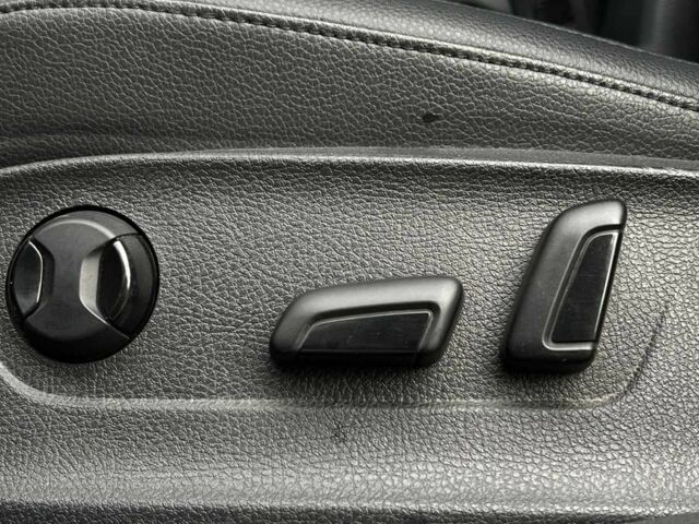 Черный Фольксваген Пассат, объемом двигателя 1.8 л и пробегом 174 тыс. км за 10750 $, фото 12 на Automoto.ua