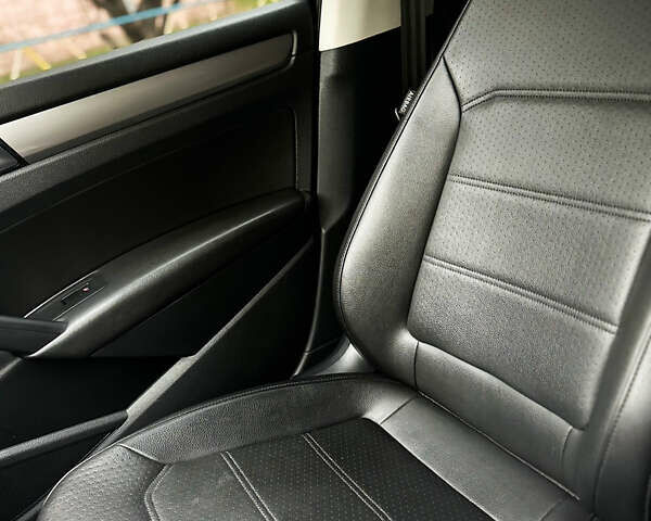 Чорний Фольксваген Пассат, об'ємом двигуна 1.8 л та пробігом 255 тис. км за 10100 $, фото 34 на Automoto.ua