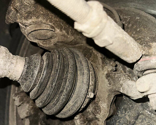 Чорний Фольксваген Пассат, об'ємом двигуна 1.8 л та пробігом 255 тис. км за 10100 $, фото 52 на Automoto.ua