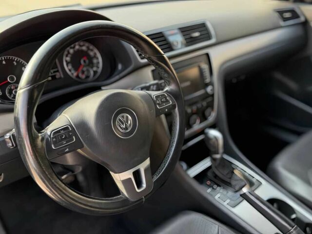 Черный Фольксваген Пассат, объемом двигателя 1.8 л и пробегом 85 тыс. км за 2000 $, фото 9 на Automoto.ua