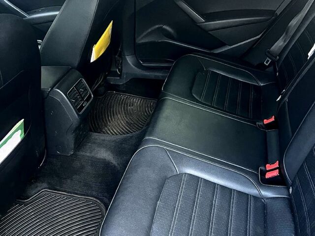 Черный Фольксваген Пассат, объемом двигателя 1.8 л и пробегом 0 тыс. км за 11800 $, фото 1 на Automoto.ua