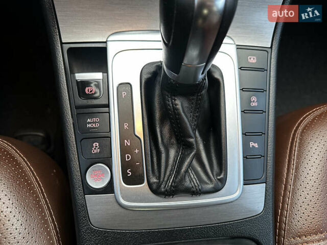 Черный Фольксваген Пассат, объемом двигателя 2 л и пробегом 318 тыс. км за 10900 $, фото 24 на Automoto.ua