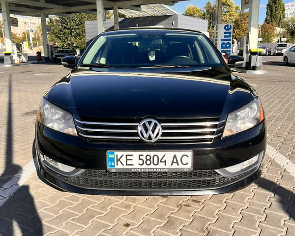 Черный Фольксваген Пассат, объемом двигателя 1.8 л и пробегом 211 тыс. км за 10500 $, фото 1 на Automoto.ua
