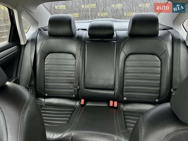 Чорний Фольксваген Пассат, об'ємом двигуна 1.8 л та пробігом 191 тис. км за 11500 $, фото 24 на Automoto.ua