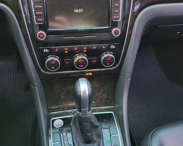 Черный Фольксваген Пассат, объемом двигателя 2 л и пробегом 195 тыс. км за 13000 $, фото 6 на Automoto.ua