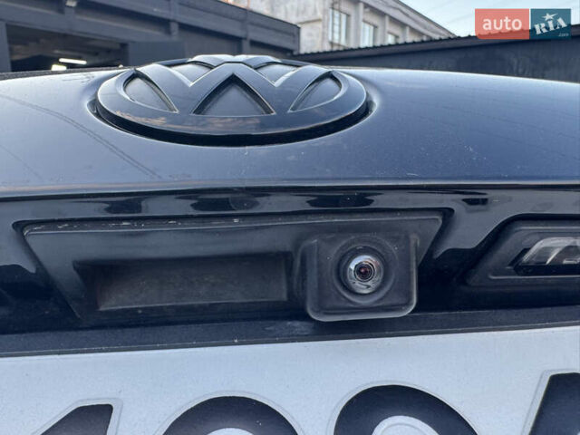 Чорний Фольксваген Пассат, об'ємом двигуна 1.8 л та пробігом 184 тис. км за 11000 $, фото 26 на Automoto.ua