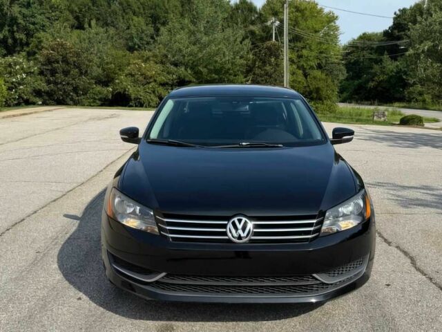 Черный Фольксваген Пассат, объемом двигателя 1.8 л и пробегом 85 тыс. км за 2000 $, фото 1 на Automoto.ua