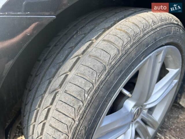 Чорний Фольксваген Пассат, об'ємом двигуна 2 л та пробігом 150 тис. км за 12500 $, фото 22 на Automoto.ua