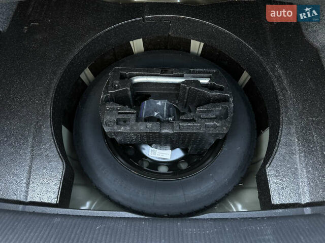 Черный Фольксваген Пассат, объемом двигателя 2 л и пробегом 283 тыс. км за 12750 $, фото 7 на Automoto.ua