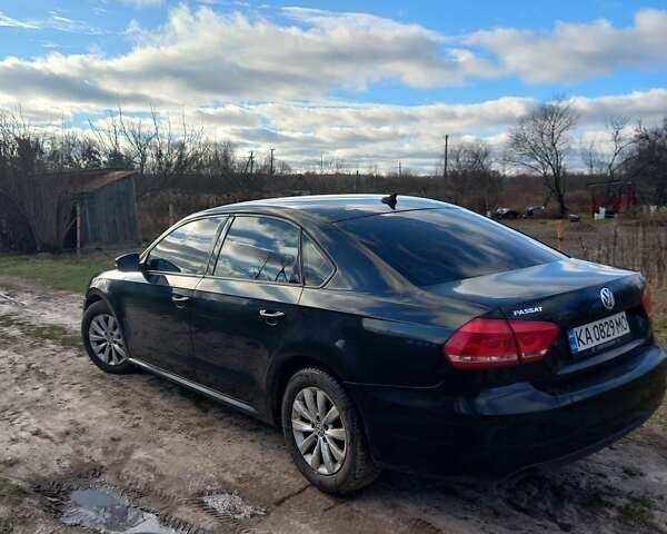 Черный Фольксваген Пассат, объемом двигателя 1.8 л и пробегом 200 тыс. км за 8900 $, фото 4 на Automoto.ua