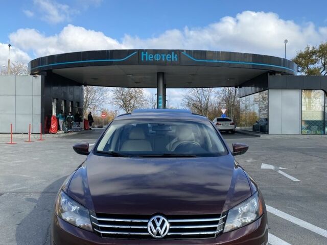 Чорний Фольксваген Пассат, об'ємом двигуна 2 л та пробігом 240 тис. км за 8799 $, фото 1 на Automoto.ua