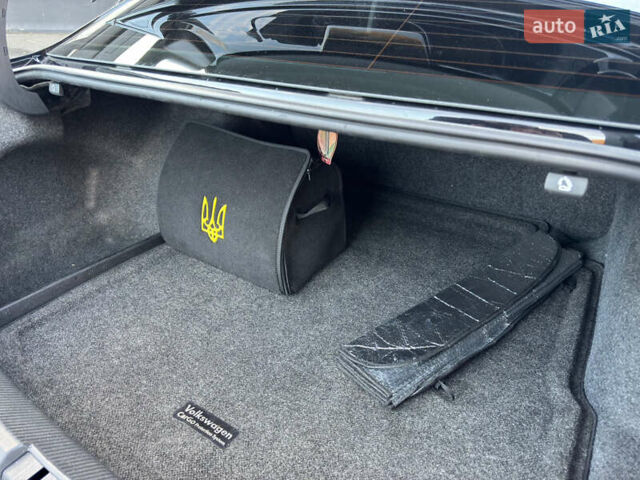 Чорний Фольксваген Пассат, об'ємом двигуна 1.8 л та пробігом 184 тис. км за 11000 $, фото 10 на Automoto.ua