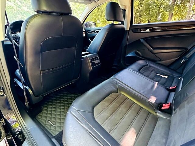 Черный Фольксваген Пассат, объемом двигателя 1.8 л и пробегом 227 тыс. км за 11999 $, фото 6 на Automoto.ua