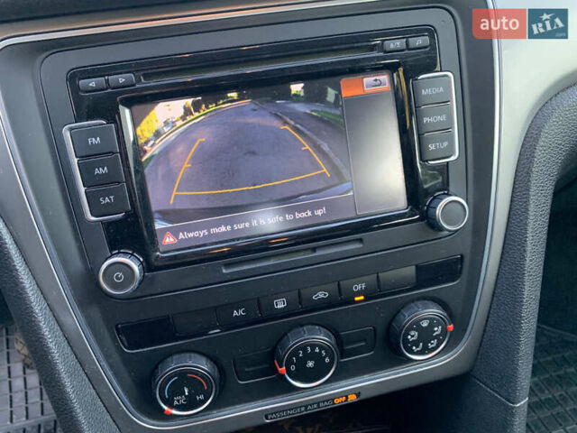 Черный Фольксваген Пассат, объемом двигателя 1.8 л и пробегом 150 тыс. км за 7750 $, фото 31 на Automoto.ua