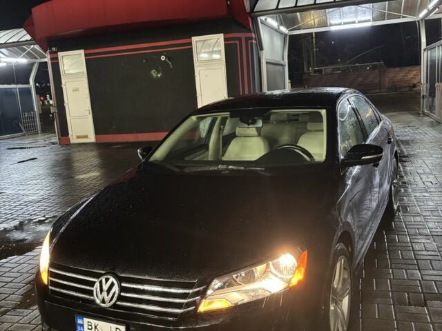 Черный Фольксваген Пассат, объемом двигателя 2 л и пробегом 288 тыс. км за 10299 $, фото 2 на Automoto.ua