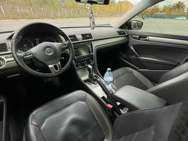 Черный Фольксваген Пассат, объемом двигателя 2 л и пробегом 265 тыс. км за 10500 $, фото 15 на Automoto.ua