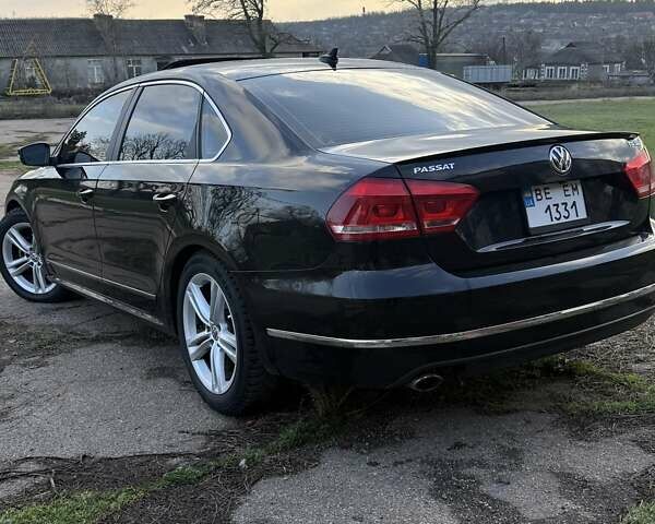 Черный Фольксваген Пассат, объемом двигателя 1.8 л и пробегом 293 тыс. км за 12500 $, фото 4 на Automoto.ua