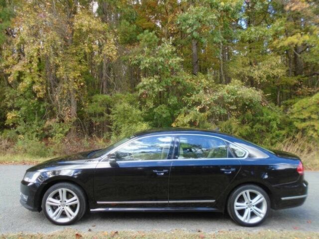 Черный Фольксваген Пассат, объемом двигателя 2 л и пробегом 87 тыс. км за 10200 $, фото 4 на Automoto.ua