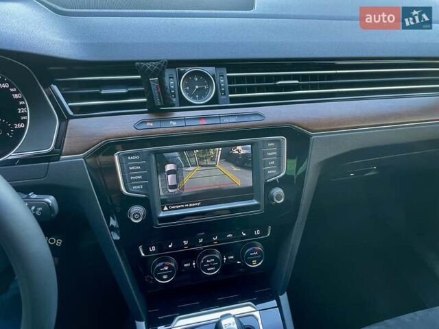 Чорний Фольксваген Пассат, об'ємом двигуна 1.8 л та пробігом 141 тис. км за 15999 $, фото 17 на Automoto.ua