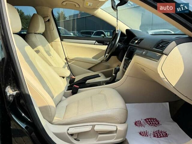 Черный Фольксваген Пассат, объемом двигателя 1.8 л и пробегом 230 тыс. км за 9700 $, фото 19 на Automoto.ua