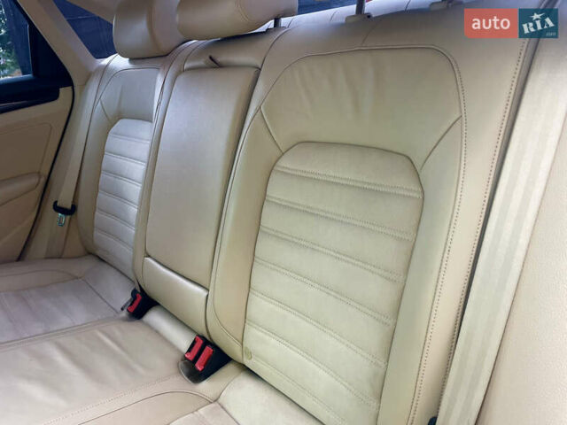 Чорний Фольксваген Пассат, об'ємом двигуна 2 л та пробігом 134 тис. км за 15700 $, фото 14 на Automoto.ua