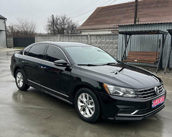 Черный Фольксваген Пассат, объемом двигателя 1.8 л и пробегом 161 тыс. км за 12300 $, фото 1 на Automoto.ua