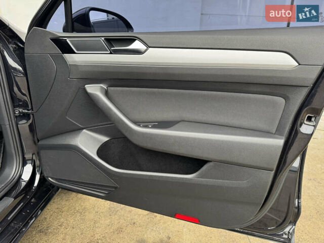 Черный Фольксваген Пассат, объемом двигателя 2 л и пробегом 239 тыс. км за 15300 $, фото 34 на Automoto.ua