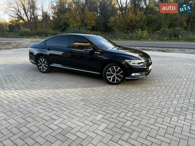 Черный Фольксваген Пассат, объемом двигателя 1.97 л и пробегом 270 тыс. км за 17500 $, фото 4 на Automoto.ua