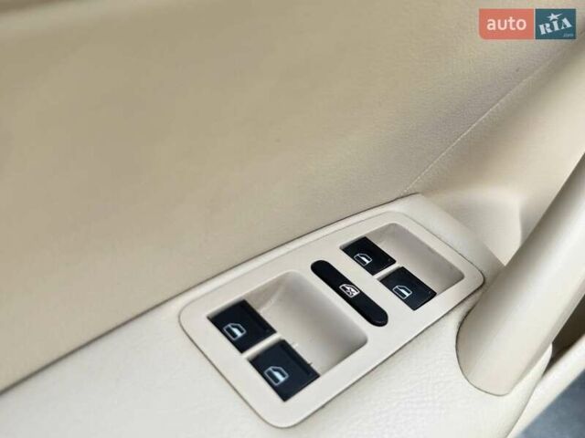 Черный Фольксваген Пассат, объемом двигателя 1.8 л и пробегом 230 тыс. км за 9700 $, фото 10 на Automoto.ua