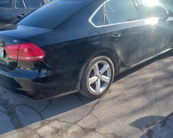 Черный Фольксваген Пассат, объемом двигателя 1.8 л и пробегом 180 тыс. км за 12000 $, фото 4 на Automoto.ua