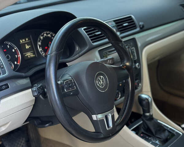 Чорний Фольксваген Пассат, об'ємом двигуна 1.8 л та пробігом 146 тис. км за 10800 $, фото 15 на Automoto.ua