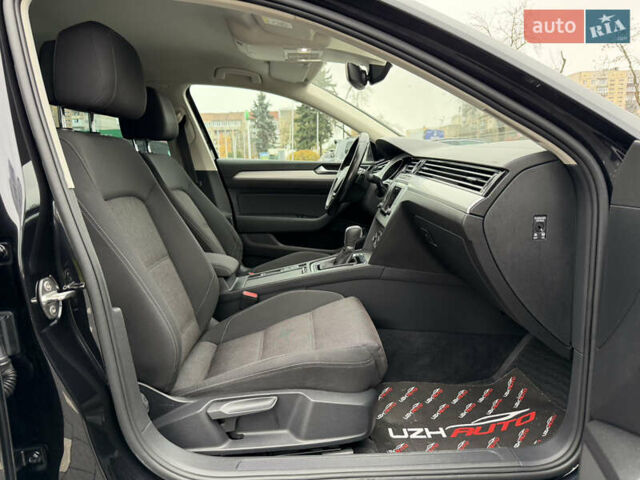 Черный Фольксваген Пассат, объемом двигателя 2 л и пробегом 325 тыс. км за 15500 $, фото 42 на Automoto.ua