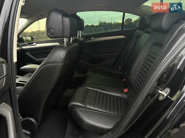 Черный Фольксваген Пассат, объемом двигателя 1.97 л и пробегом 231 тыс. км за 16450 $, фото 12 на Automoto.ua