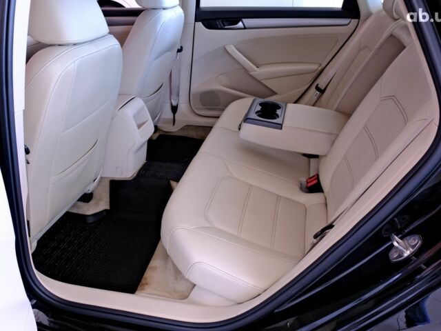 Черный Фольксваген Пассат, объемом двигателя 1.8 л и пробегом 179 тыс. км за 9900 $, фото 7 на Automoto.ua