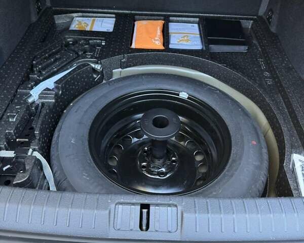 Черный Фольксваген Пассат, объемом двигателя 1.97 л и пробегом 238 тыс. км за 15300 $, фото 3 на Automoto.ua