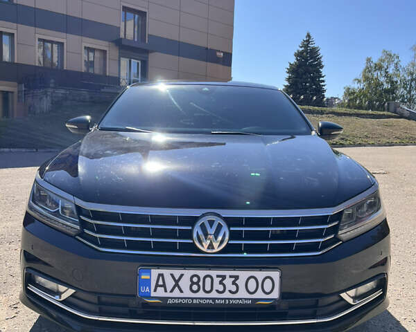 Черный Фольксваген Пассат, объемом двигателя 1.8 л и пробегом 184 тыс. км за 16200 $, фото 1 на Automoto.ua
