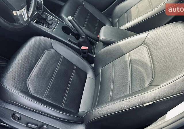 Черный Фольксваген Пассат, объемом двигателя 1.8 л и пробегом 103 тыс. км за 10999 $, фото 12 на Automoto.ua