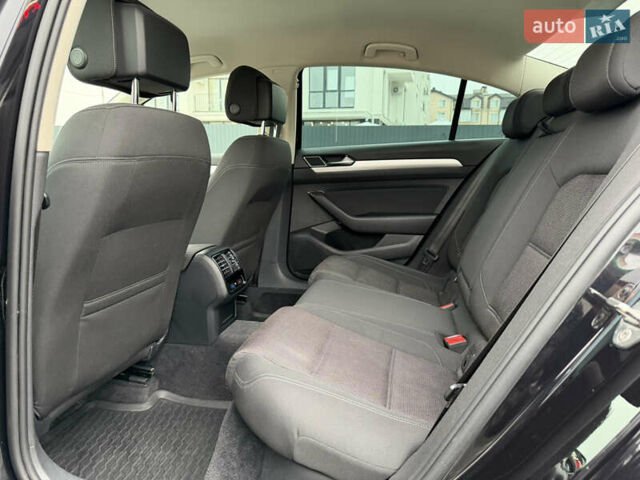 Черный Фольксваген Пассат, объемом двигателя 2 л и пробегом 325 тыс. км за 15500 $, фото 29 на Automoto.ua