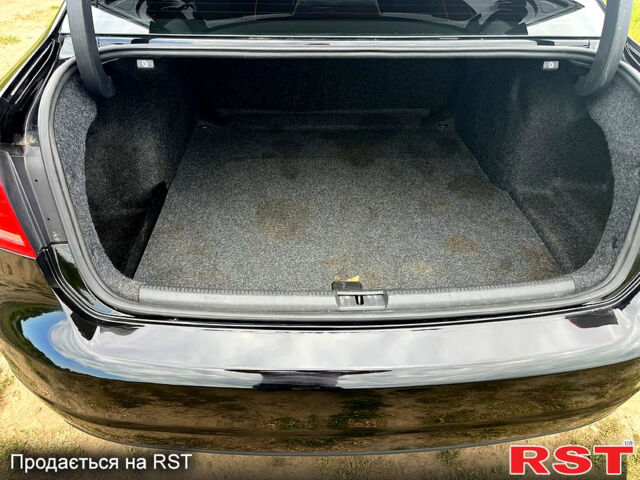 Чорний Фольксваген Пассат, об'ємом двигуна 1.8 л та пробігом 165 тис. км за 9999 $, фото 6 на Automoto.ua