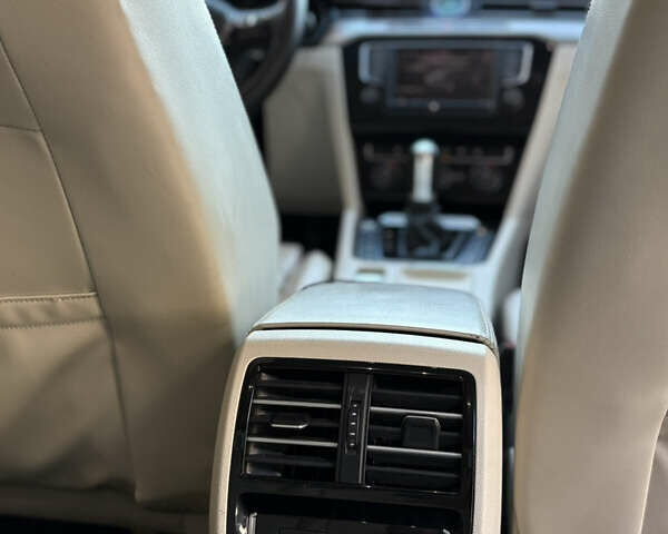 Черный Фольксваген Пассат, объемом двигателя 1.97 л и пробегом 260 тыс. км за 16999 $, фото 9 на Automoto.ua