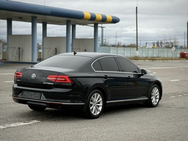 Чорний Фольксваген Пассат, об'ємом двигуна 2 л та пробігом 224 тис. км за 16300 $, фото 3 на Automoto.ua