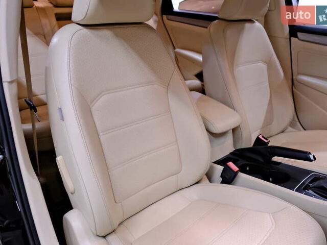 Чорний Фольксваген Пассат, об'ємом двигуна 1.8 л та пробігом 146 тис. км за 10500 $, фото 40 на Automoto.ua