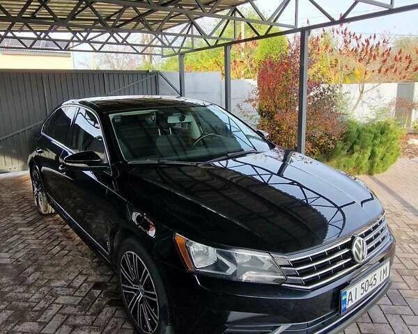 Черный Фольксваген Пассат, объемом двигателя 1.8 л и пробегом 215 тыс. км за 11800 $, фото 7 на Automoto.ua