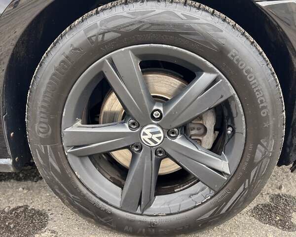 Фольксваген Пассат 2015 в Харькове на Automoto.ua Черный Фольксваген Пассат, объемом двигателя 1.97 л и пробегом 133 тыс. км за 13500 $, фото 4 на Automoto.ua