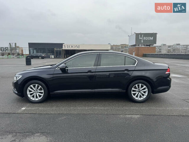 Чорний Фольксваген Пассат, об'ємом двигуна 1.6 л та пробігом 225 тис. км за 14000 $, фото 1 на Automoto.ua