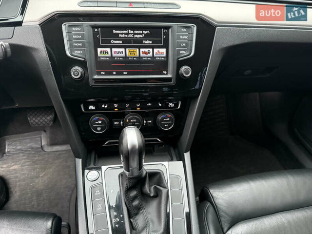 Черный Фольксваген Пассат, объемом двигателя 1.97 л и пробегом 237 тыс. км за 16700 $, фото 9 на Automoto.ua