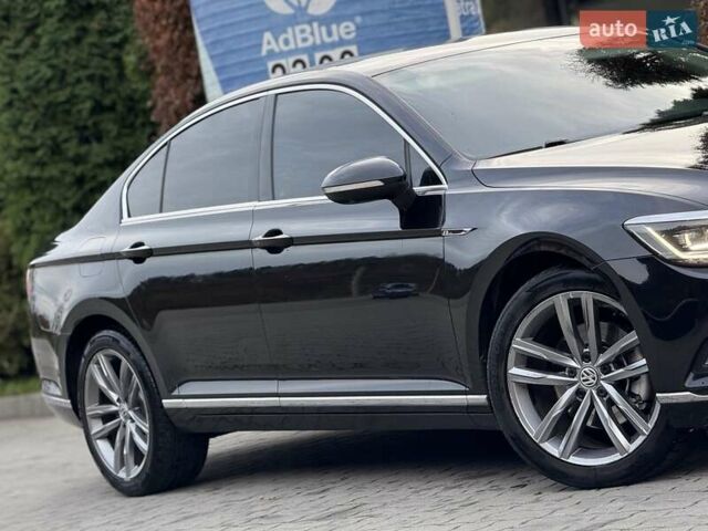 Черный Фольксваген Пассат, объемом двигателя 2 л и пробегом 248 тыс. км за 17500 $, фото 7 на Automoto.ua